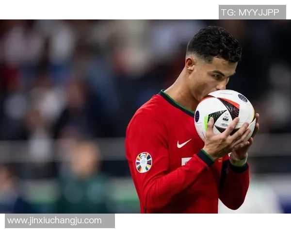 烈焰中的王者：C罗点球被拒，愤怒与绝望交织的史诗之夜